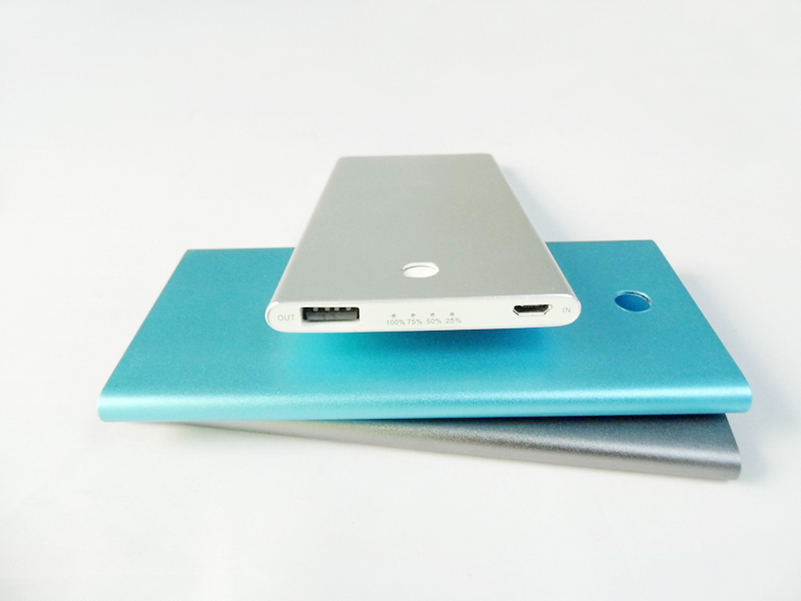 Aluminum alloy shell of ultra thin polymer mobile power charger